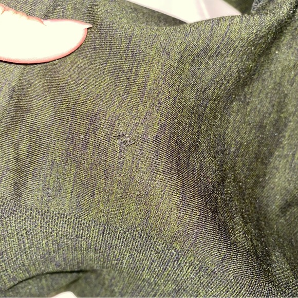 Alphalete amplify shorts evergreen - Picture 3 of 4